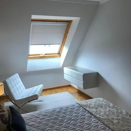 Duplex Pintor Laxeiro Foz
